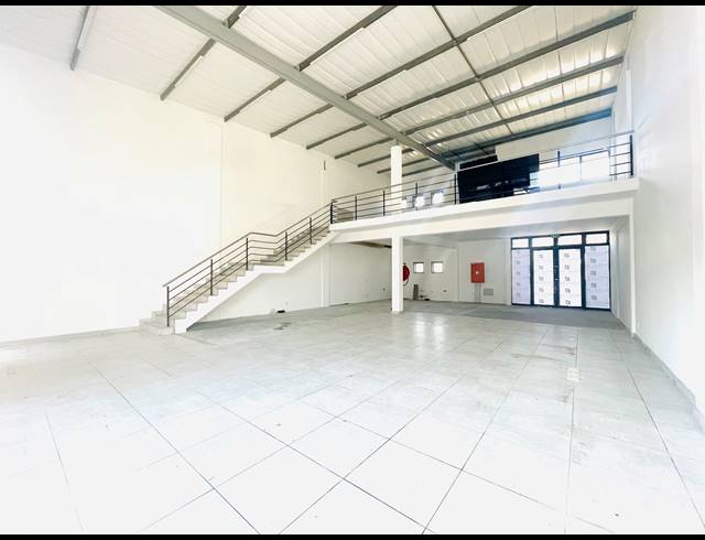 235M² RETAIL FOR SALE IN UMHLANGA RIDGE